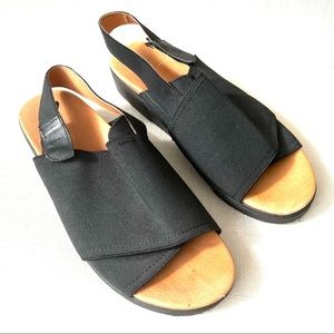 Gentle Souls Leo Sandals shoes Black, sz 7 1/2  sold band